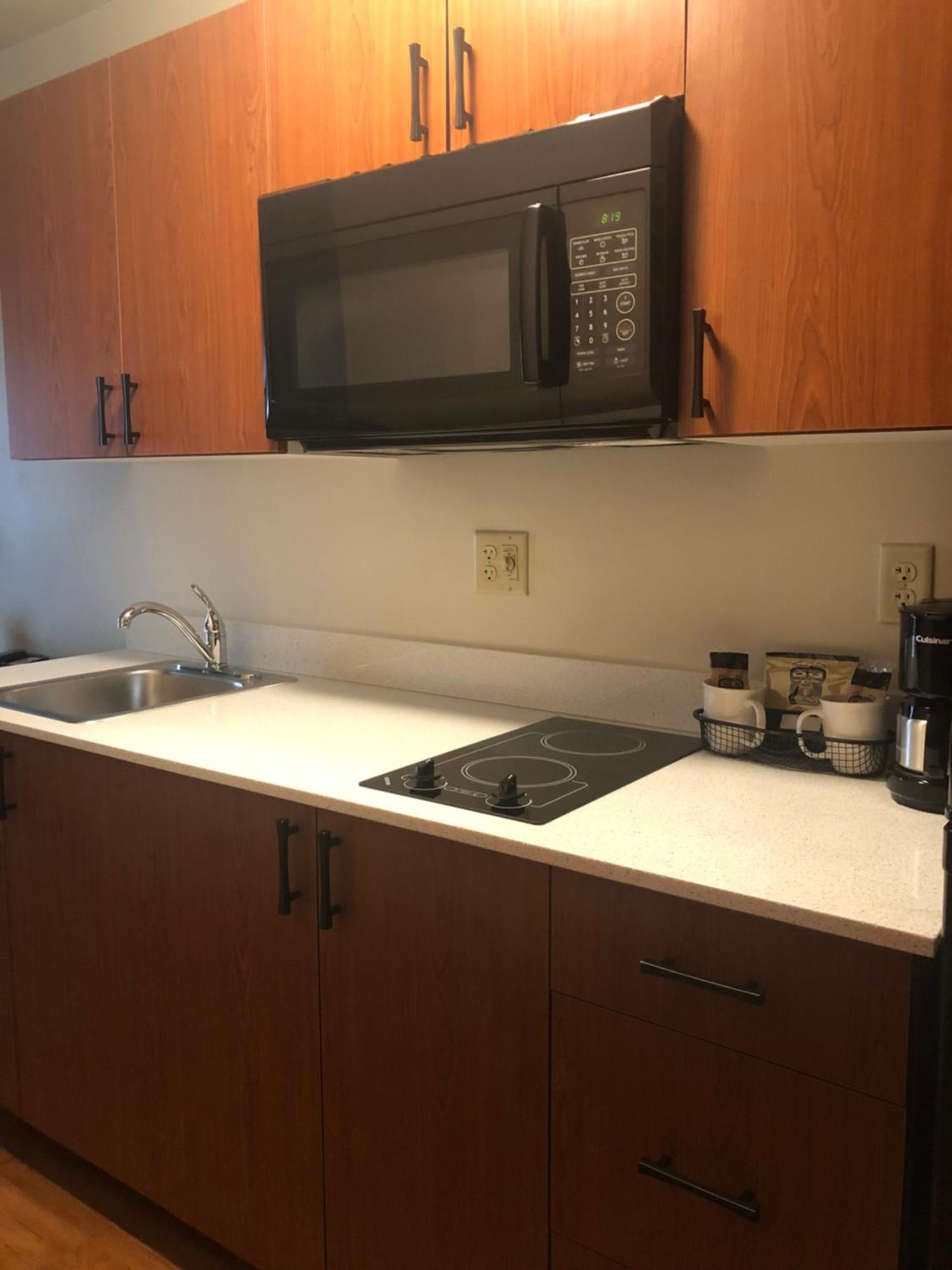 Aspen Suites Hotel Ситка Экстерьер фото